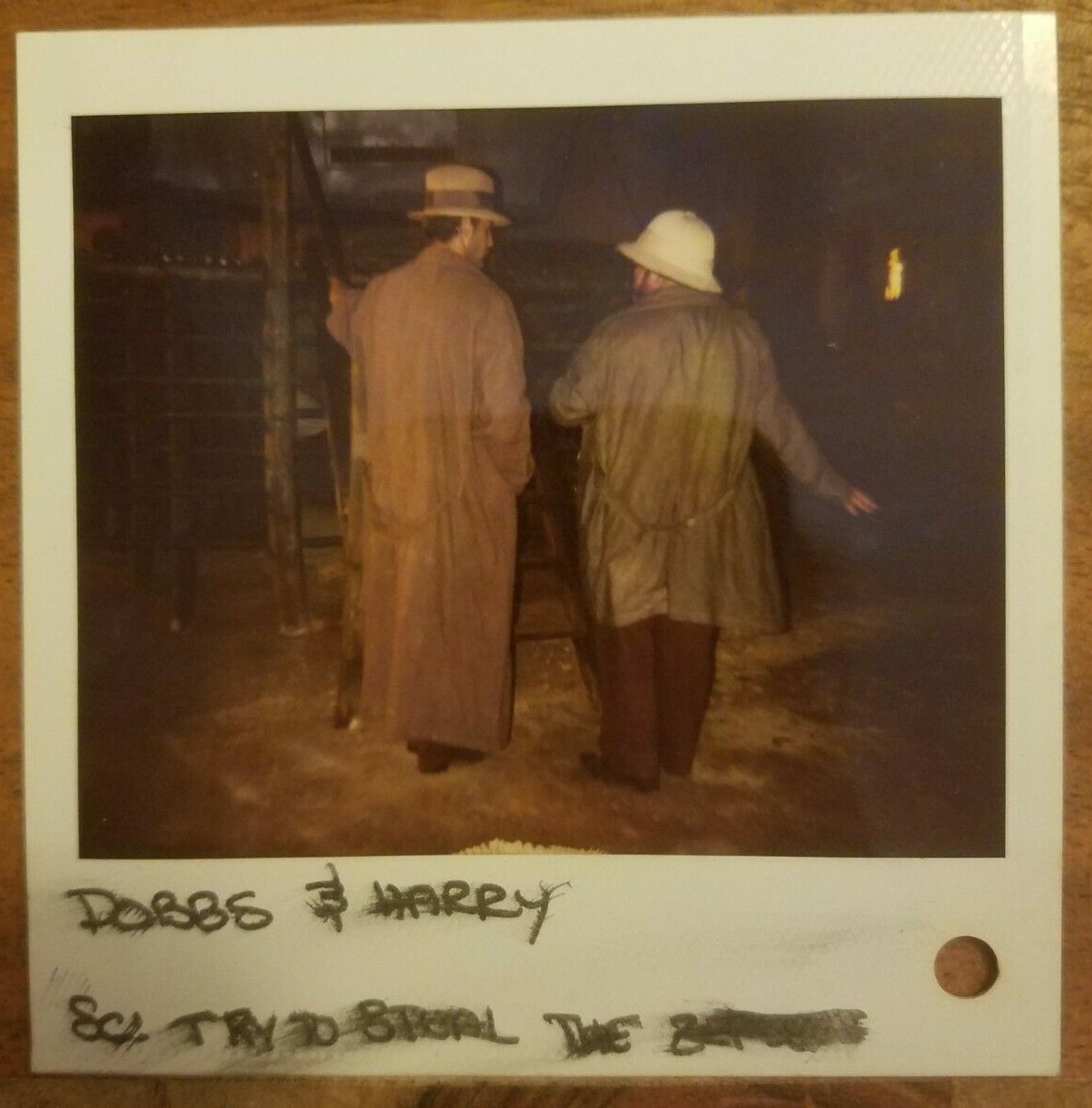 1996 THE QUEST Action Hollywood Movie Original ROGER MOORE & JACK McGee Photo